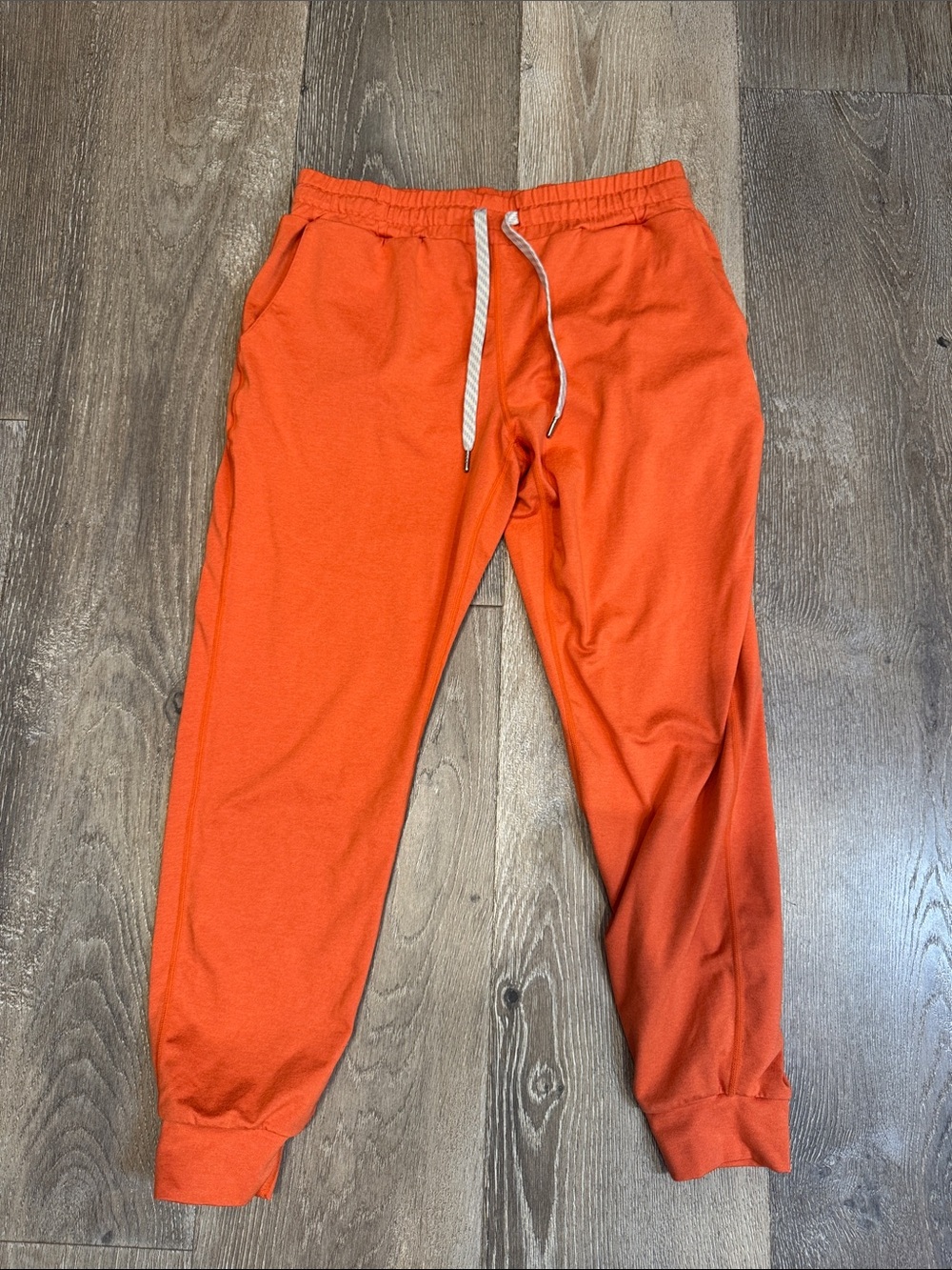 Vuori Orange Track Joggers AZ1401